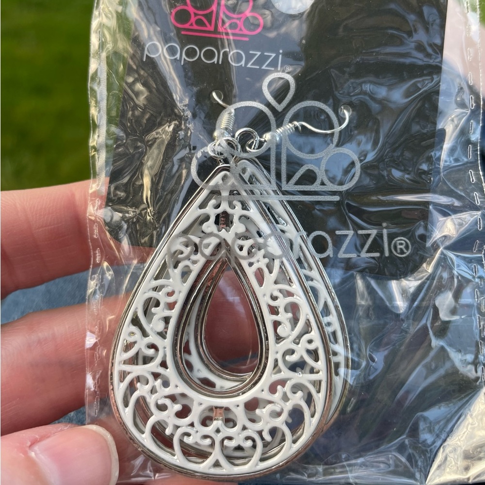 Paparazzi, drop anchor white earrings